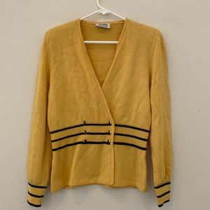 St. John’s for Sals Fifth Ave vintage sweater. Measurements in description.